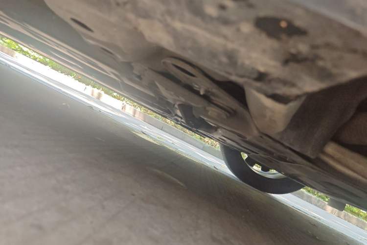 Used Volvo S60 2022 B4 Zhiyuan Luxury Edition Chassis Front Right