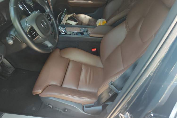 Used Volvo S60 2022 B4 Zhiyuan Luxury Edition Driver Seat