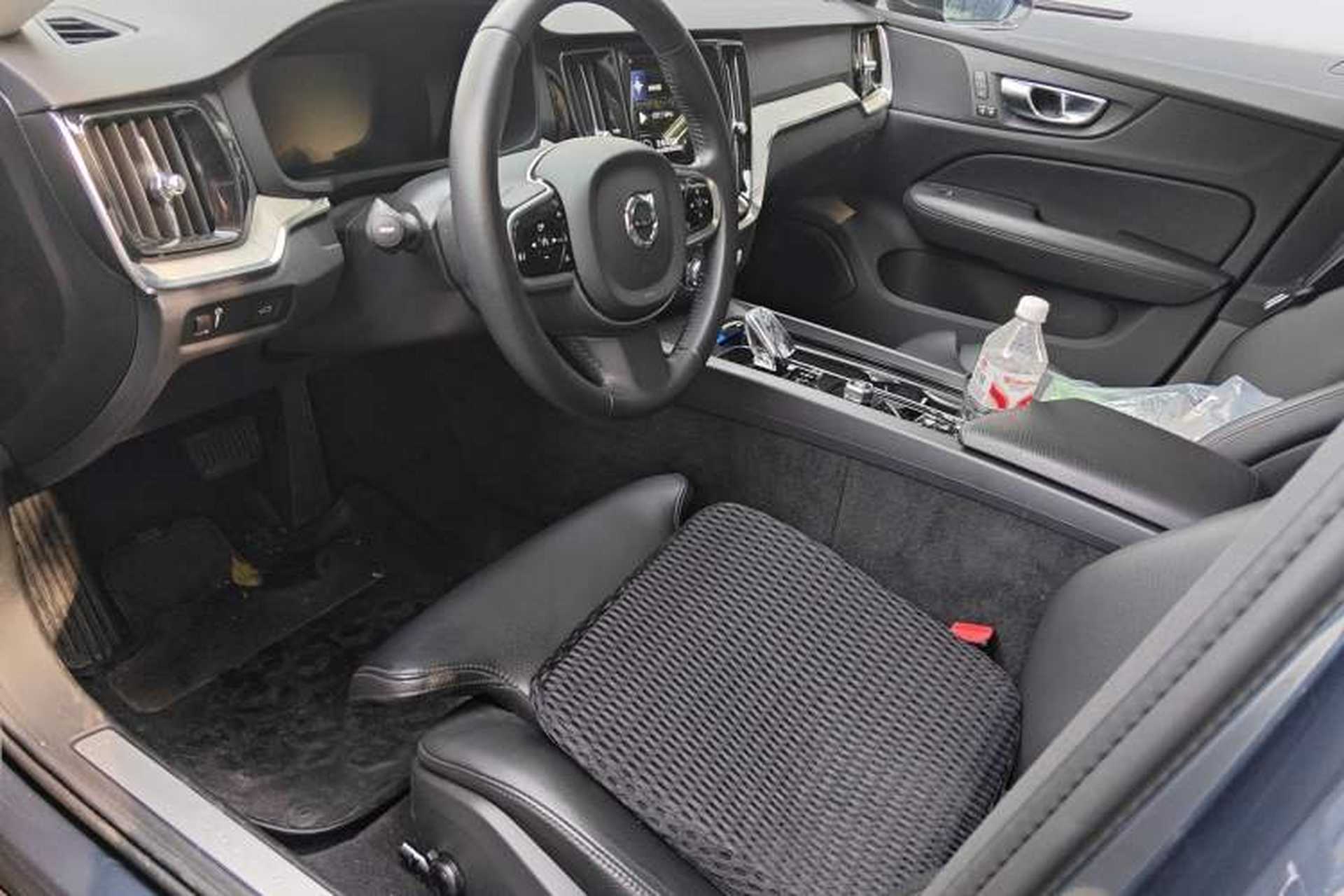 Used Volvo S60 2022 B4 Zhiyuan Luxury Edition Driver Seat