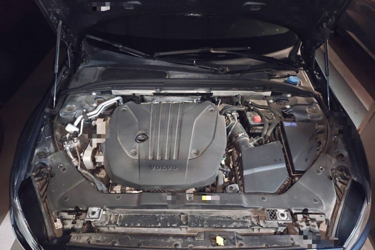 Used Volvo S60 2022 B4 Zhiyi Luxury Edition Engine Bay