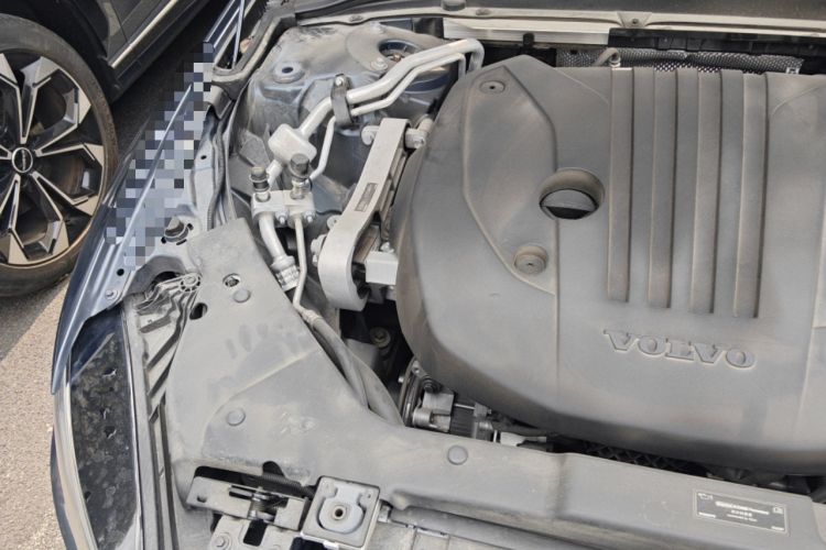 Used Volvo S60 2022 B4 Zhiyuan Luxury Edition Engine Bay Right