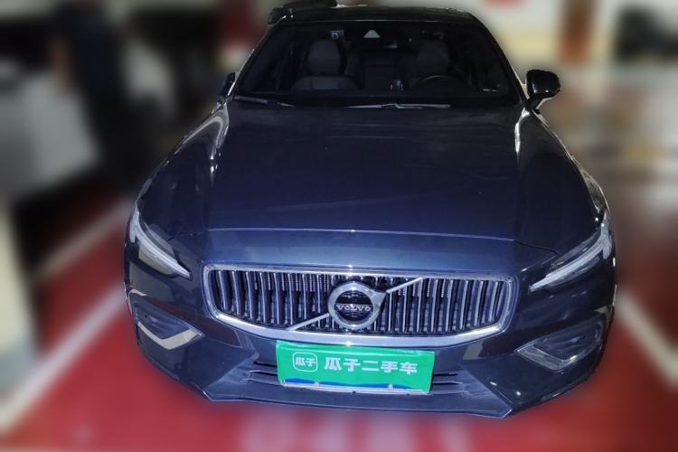 Used Volvo S60 2022 B4 Zhiyi Luxury Edition Exterior 1