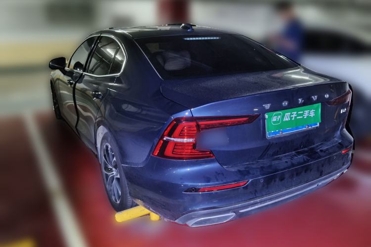 Used Volvo S60 2022 B4 Zhiyi Luxury Edition Exterior 3