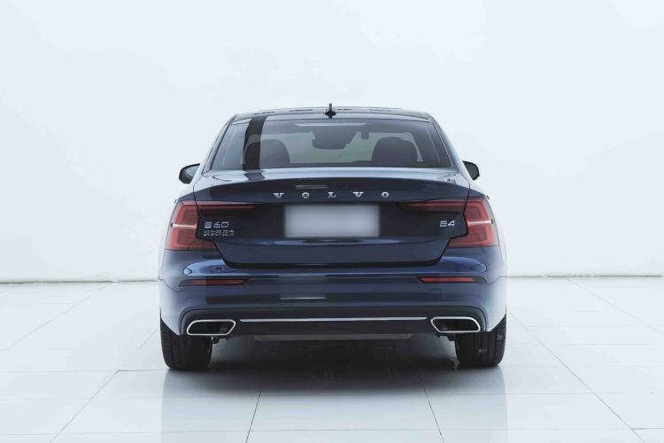 Used Volvo S60 2022 B4 Zhiyuan Luxury Edition Exterior 4