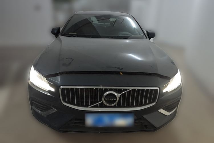 Used Volvo S60 2022 B4 Zhiyi Luxury Edition Front