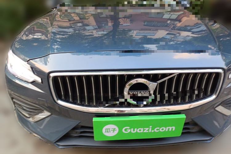 Used Volvo S60 2022 B4 Zhiyuan Luxury Edition Front
