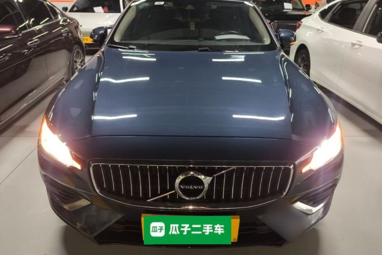 Used Volvo S60 2022 B4 Zhiyi Luxury Edition Front