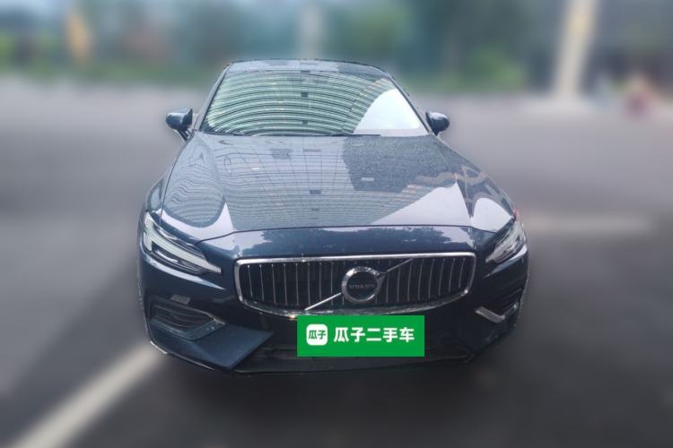 Used Volvo S60 2022 B4 Zhiyi Luxury Edition Front