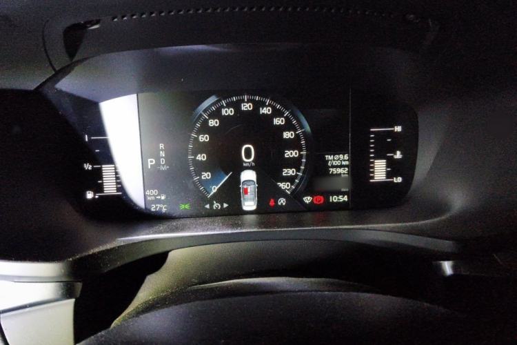 Used Volvo S60 2022 B4 Zhiyi Luxury Edition Instrument Cluster