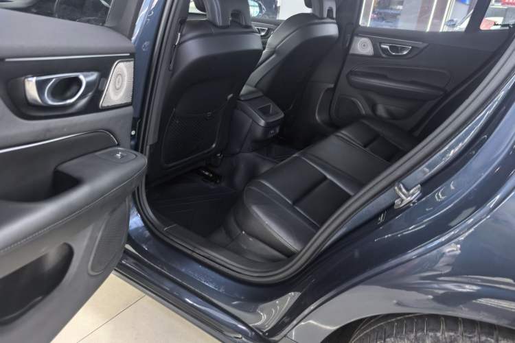 Used Volvo S60 2022 B4 Zhiyi Luxury Edition Interior 3