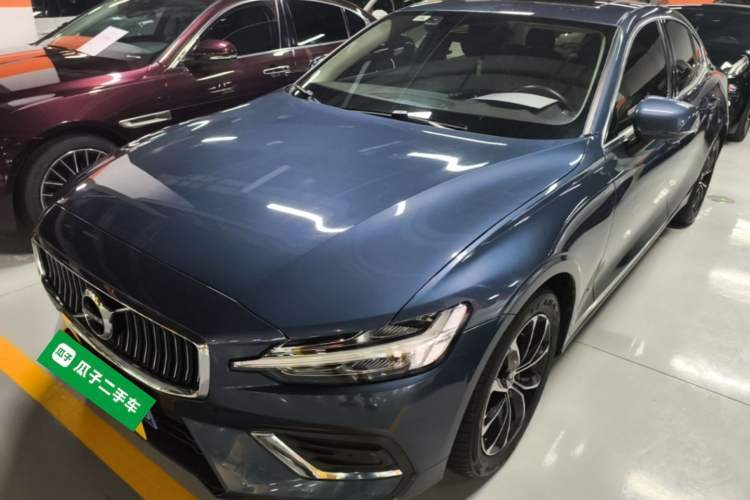 Used Volvo S60 2022 B4 Zhiyi Luxury Edition Guazi used car, China used car export, Used car for sale, Used  cars, Cheapest cars for sale