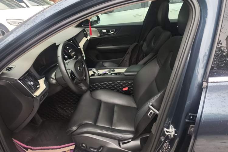 Used Volvo S60 2022 B4 Zhiyuan Luxury Edition Left Front Seat