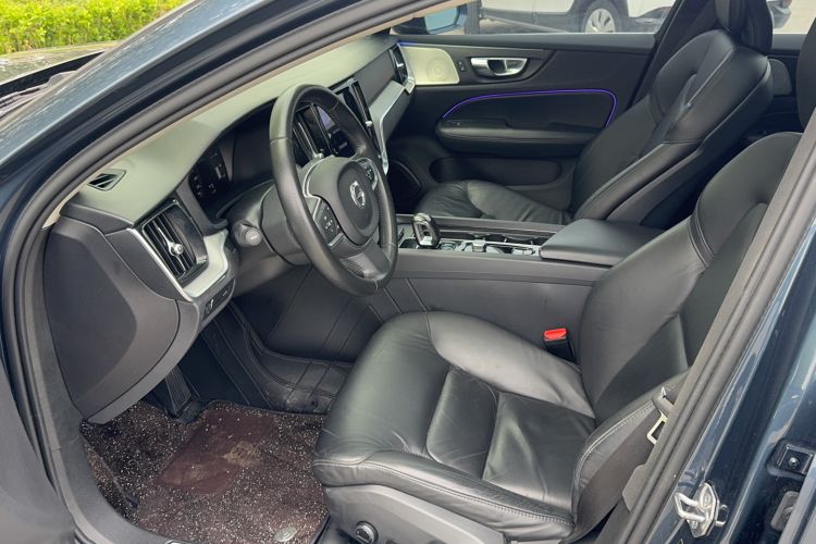Used Volvo S60 2022 B4 Zhiyi Luxury Edition Left Front Seat
