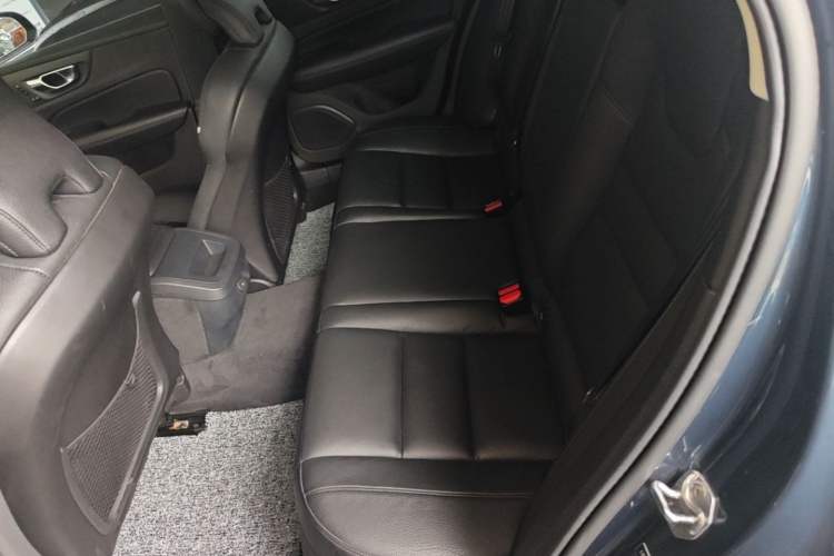 Used Volvo S60 2022 B4 Zhiyuan Luxury Edition Left Rear Seat