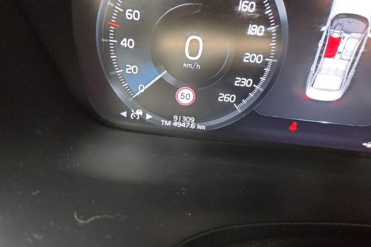 Used Volvo S60 2022 B4 Zhiyuan Luxury Edition Odometer Close Up