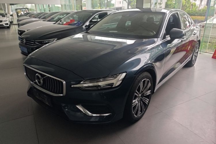Used Volvo S60 2022 B4 Zhiyuan Luxury Edition Guazi used car, China used car export, Used car for sale, Used  cars, Cheapest cars for sale