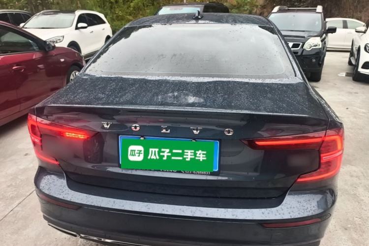 Used Volvo S60 2022 B4 Zhiyuan Luxury Edition Rear