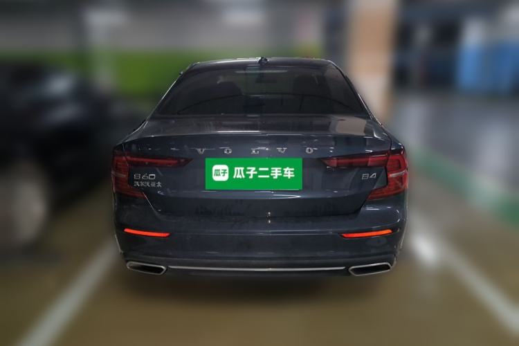Used Volvo S60 2022 B4 Zhiyi Luxury Edition Rear