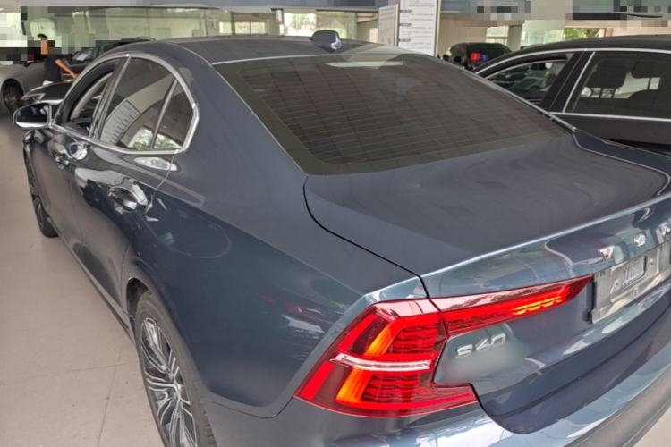 Used Volvo S60 2022 B4 Zhiyuan Luxury Edition Rear Left 45 Deg