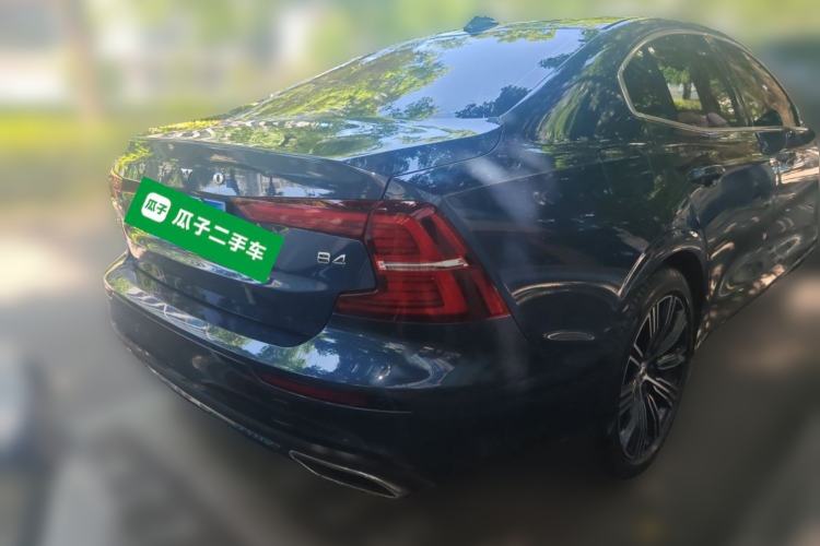 Used Volvo S60 2022 B4 Zhiyuan Luxury Edition Rear Right 45 Deg