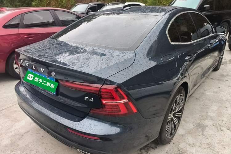 Used Volvo S60 2022 B4 Zhiyuan Luxury Edition Rear Right 45 Deg
