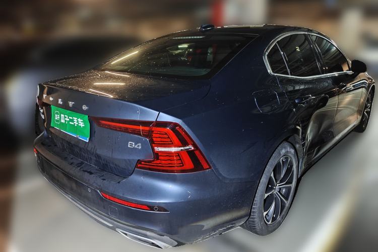 Used Volvo S60 2022 B4 Zhiyi Luxury Edition Rear Right 45 Deg