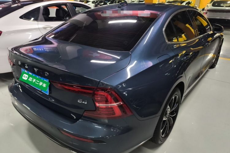 Used Volvo S60 2022 B4 Zhiyi Luxury Edition Rear Right 45 Deg