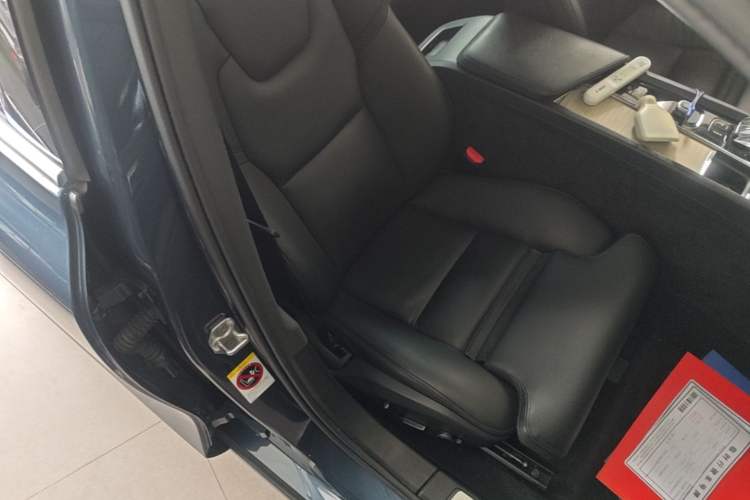 Used Volvo S60 2022 B4 Zhiyuan Luxury Edition Right Front Seat