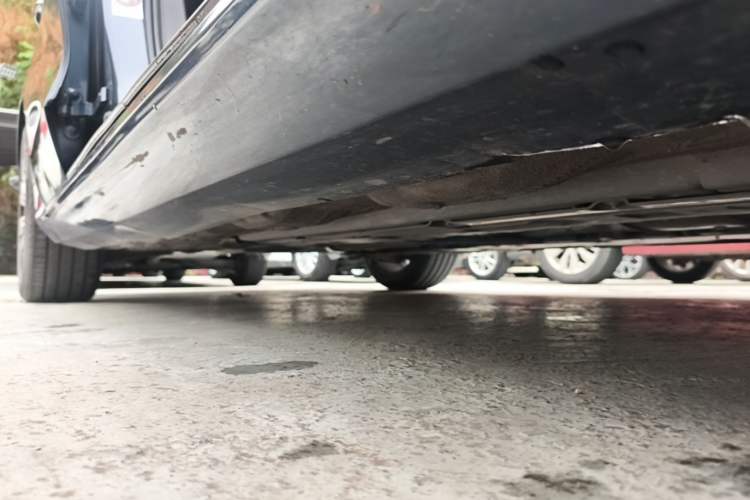 Used Volvo S60 2022 B4 Zhiyuan Luxury Edition Right Side Sill