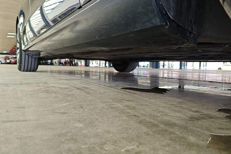Used Volvo S60 2022 B4 Zhiyuan Luxury Edition Right Side Sill