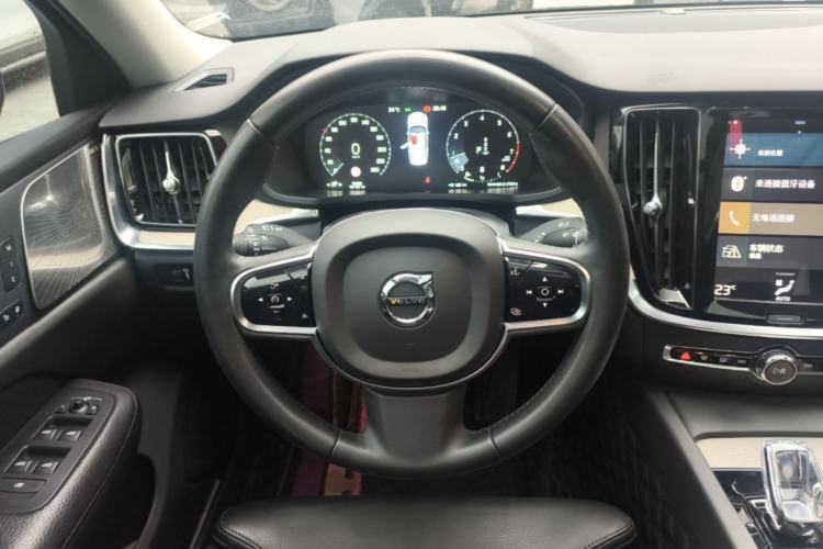 Used Volvo S60 2022 B4 Zhiyuan Luxury Edition Steering Wheel