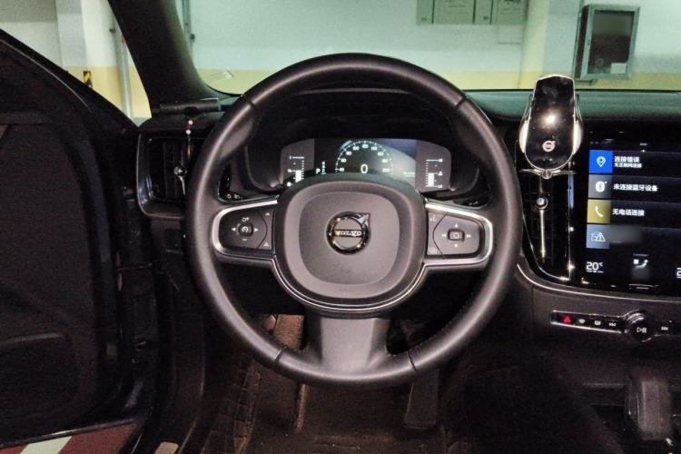 Used Volvo S60 2022 B4 Zhiyi Luxury Edition Steering Wheel