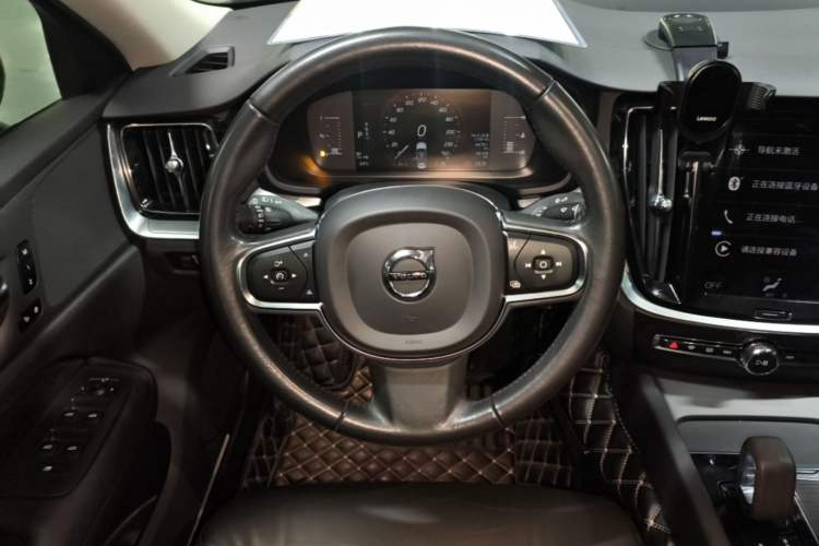 Used Volvo S60 2022 B4 Zhiyi Luxury Edition Steering Wheel