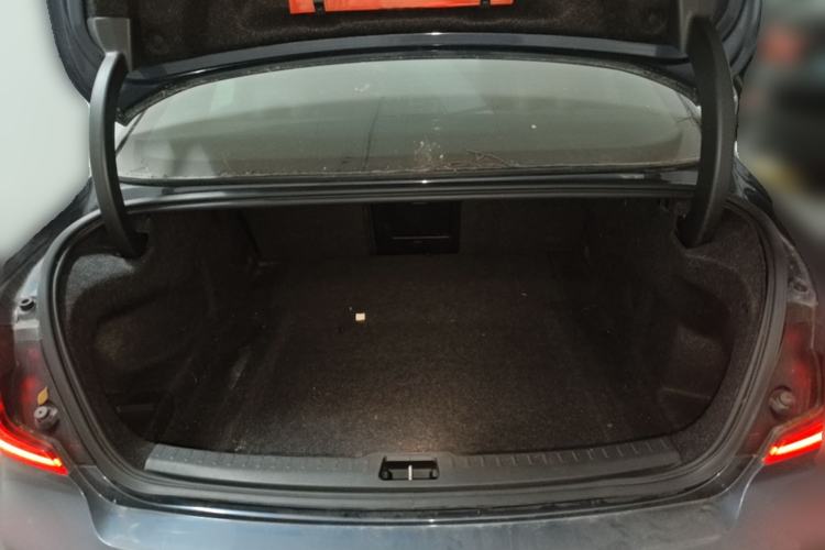 Used Volvo S60 2022 B4 Zhiyi Luxury Edition Trunk