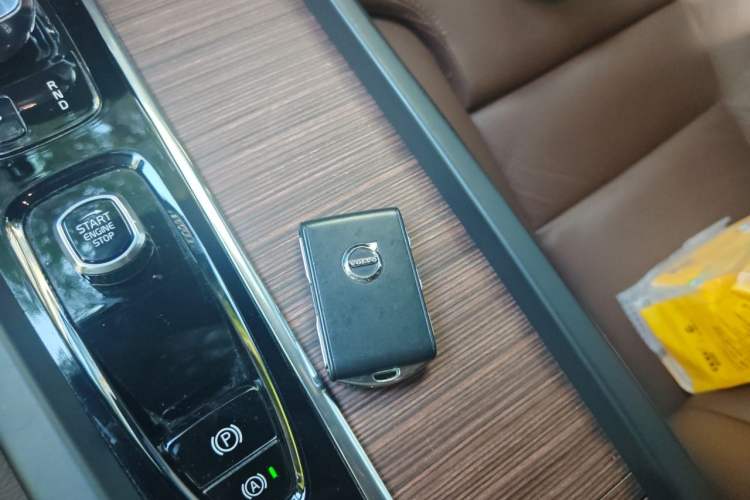 Used Volvo S60 2022 B4 Zhiyuan Luxury Edition Vehicle Key