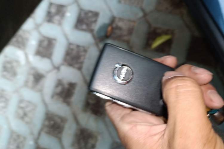 Used Volvo S60 2022 B4 Zhiyuan Luxury Edition Vehicle Key
