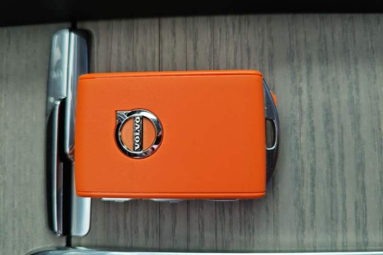 Used Volvo S60 2022 B4 Zhiyuan Luxury Edition Vehicle Key