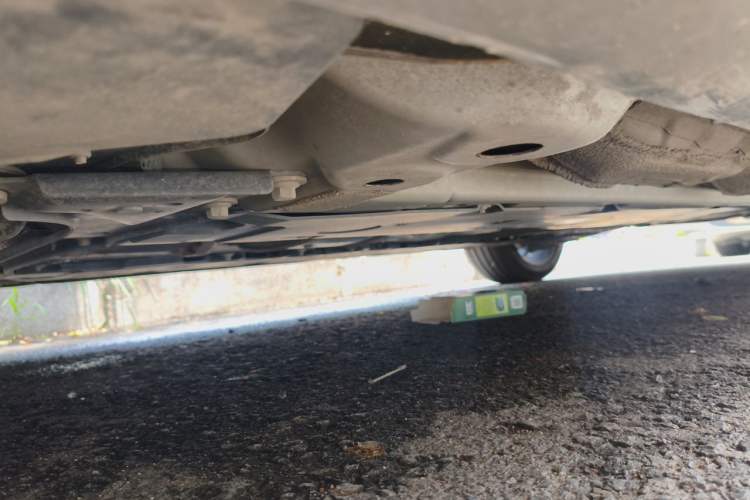 Used Volvo S60 2022 B4 Zhiyuan Luxury Edition Chassis Front Left