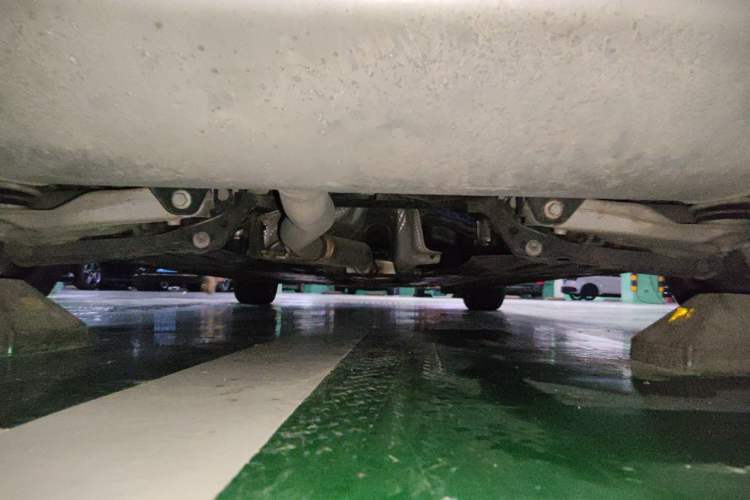 Used Volvo S60 2022 B4 Zhiyi Luxury Edition Chassis Rear