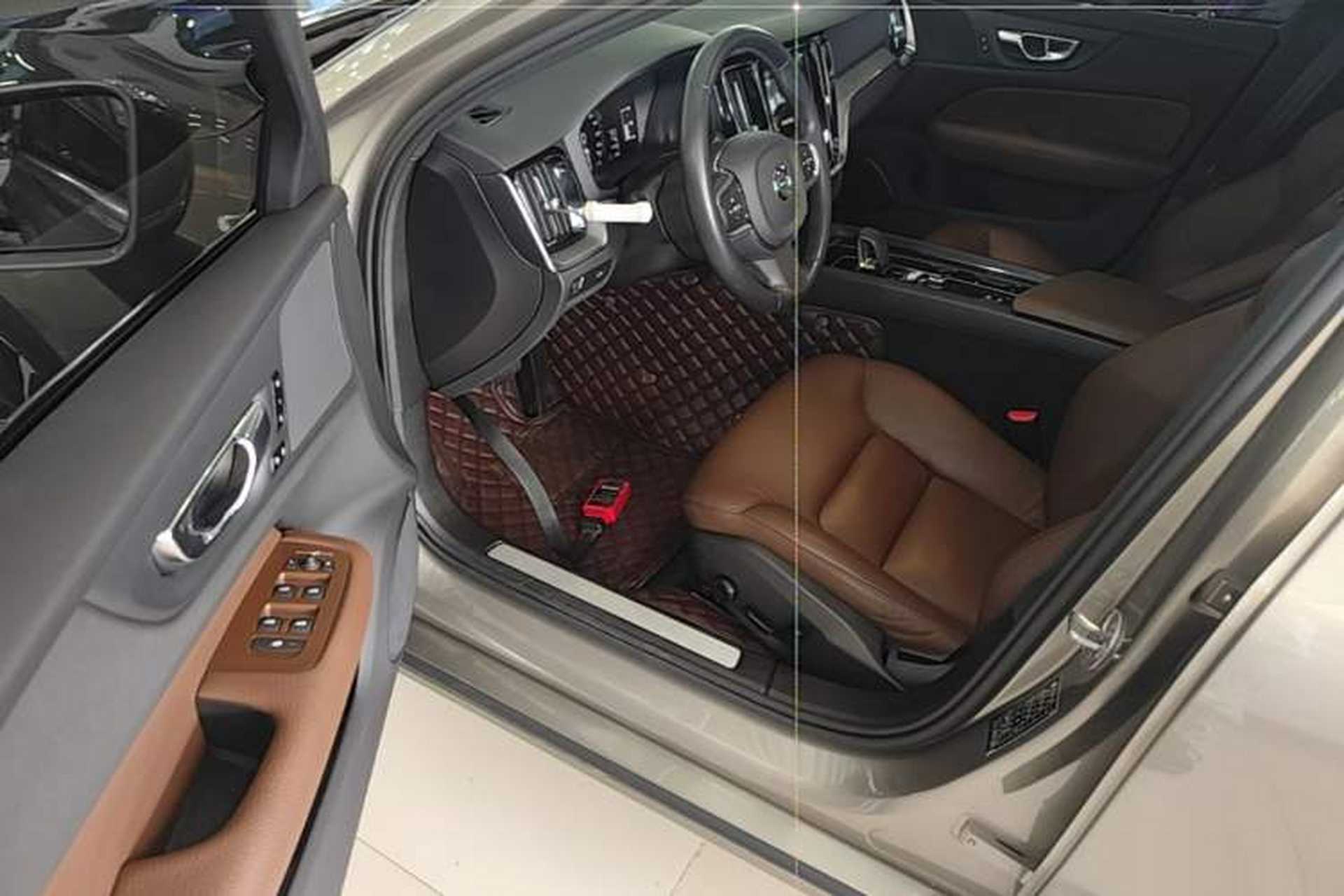 Used Volvo S60 2022 B4 Zhiyi Luxury Edition Driver Seat