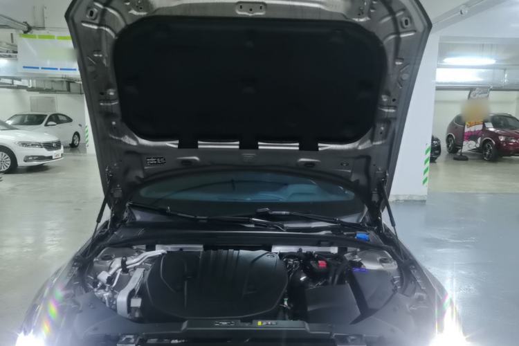 Used Volvo S60 2022 B4 Zhiyuan Luxury Edition Engine Bay