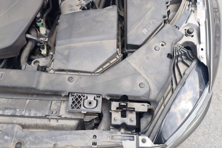 Used Volvo S60 2022 B4 Zhiyuan Luxury Edition Engine Bay Left