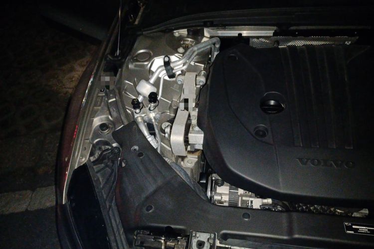 Used Volvo S60 2022 B4 Zhiyuan Luxury Edition Engine Bay Right