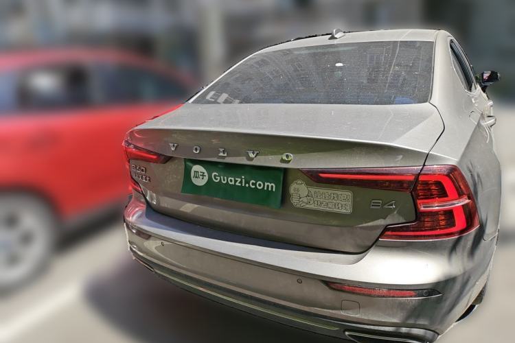 Used Volvo S60 2022 B4 Zhiyuan Luxury Edition Exterior 4
