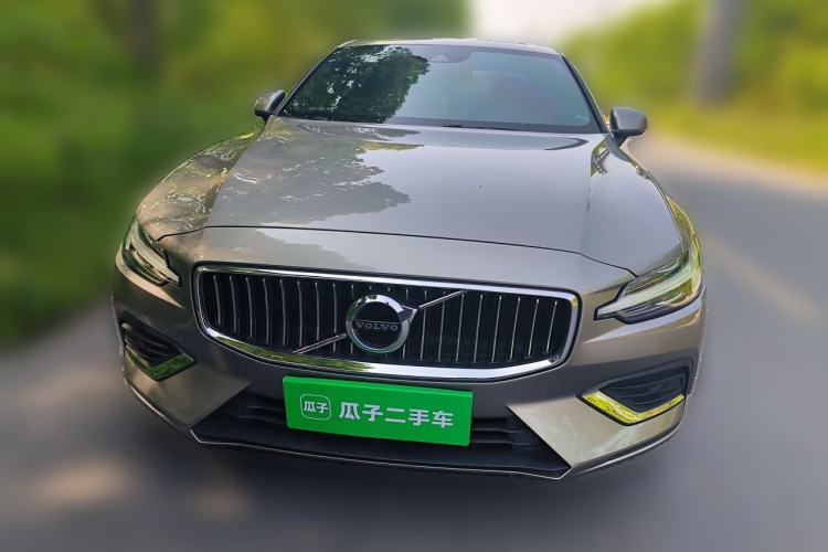 Used Volvo S60 2022 B4 Zhiyi Luxury Edition Front