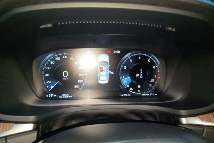 Used Volvo S60 2022 B4 Zhiyuan Luxury Edition Instrument Cluster