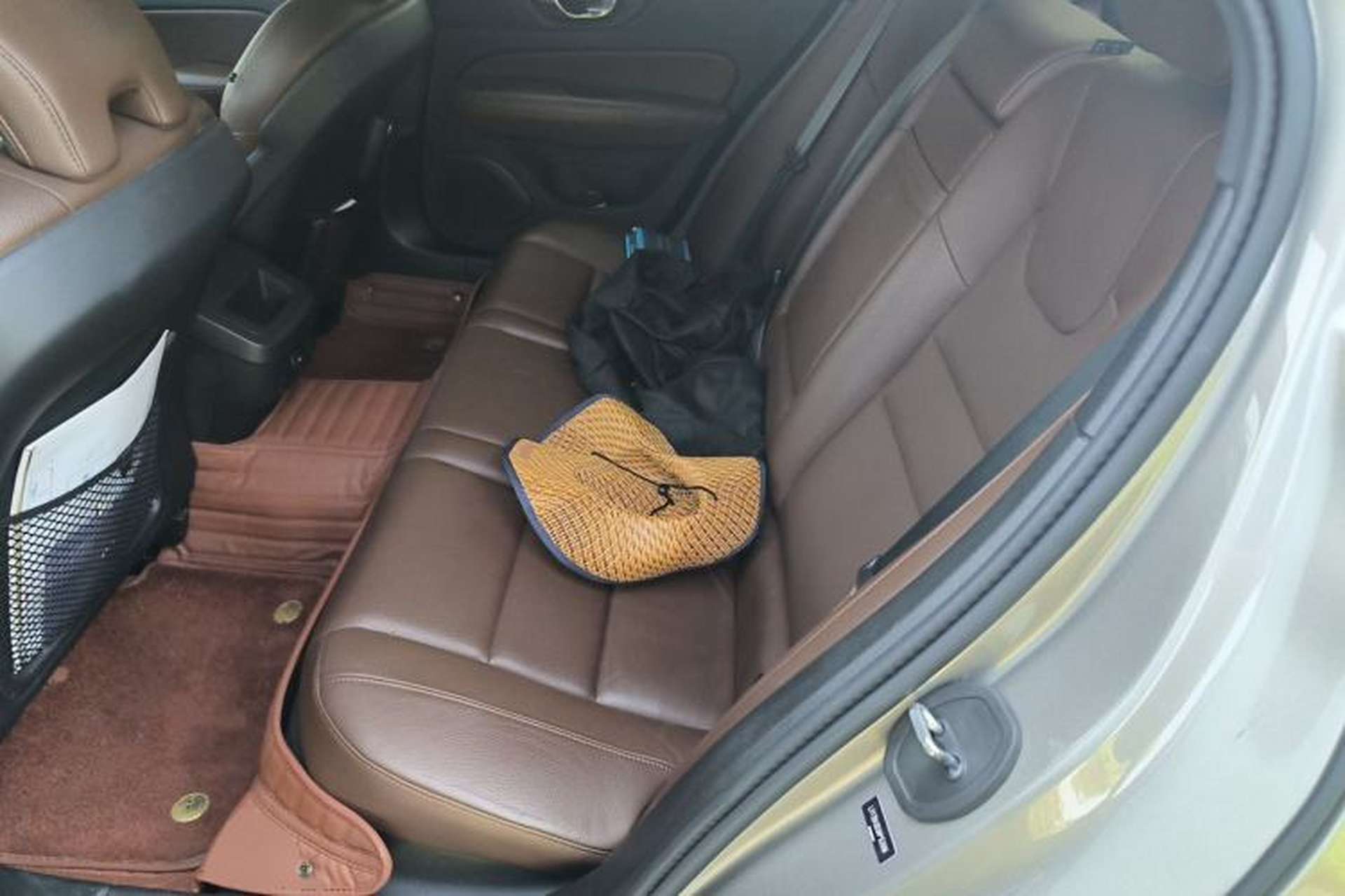 Used Volvo S60 2022 B4 Zhiyi Luxury Edition Left Rear Seat