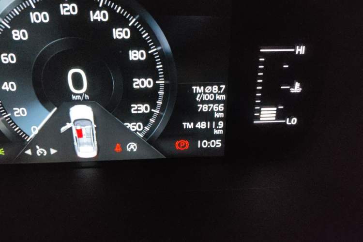 Used Volvo S60 2022 B4 Zhiyi Luxury Edition Odometer Close Up