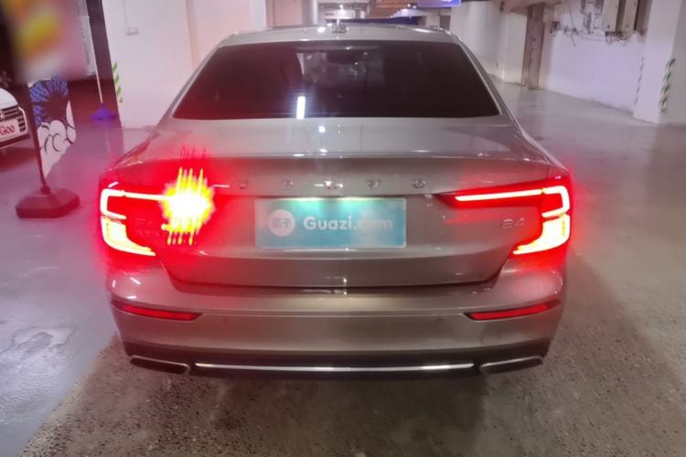 Used Volvo S60 2022 B4 Zhiyuan Luxury Edition Rear