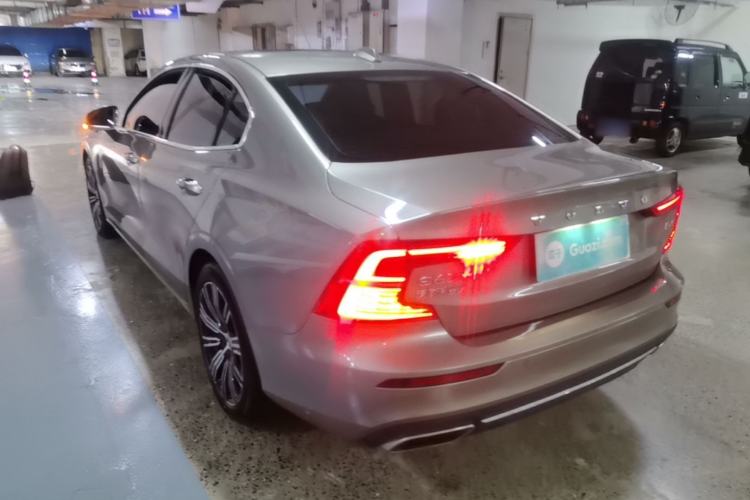 Used Volvo S60 2022 B4 Zhiyuan Luxury Edition Rear Left 45 Deg